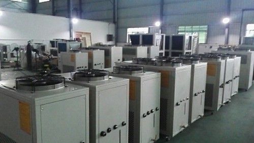低溫冷水機(jī)組的聯(lián)鎖參數(shù)如何調(diào)整？